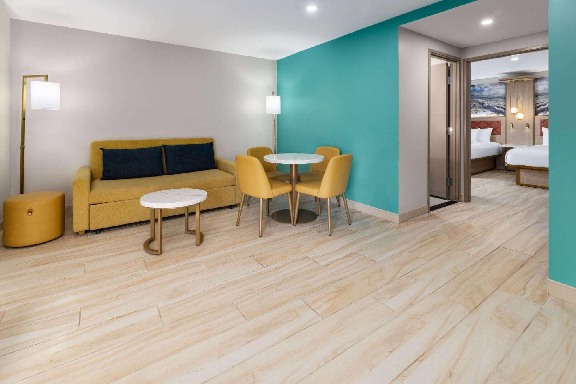 The Vibes Hotel, Trademark Collection By Wyndham Wildwood Luaran gambar